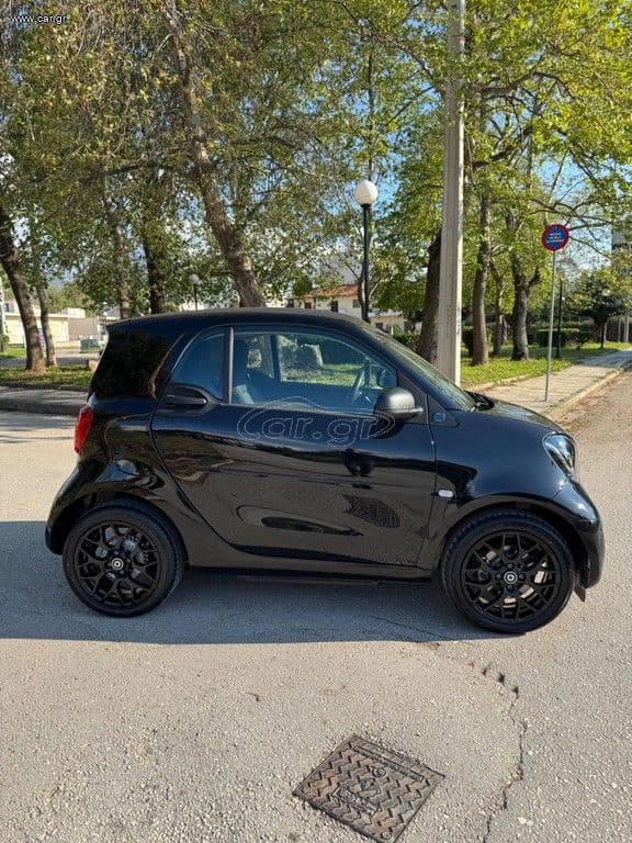 Φωτογραφία αυτοκινήτου 5 από 15